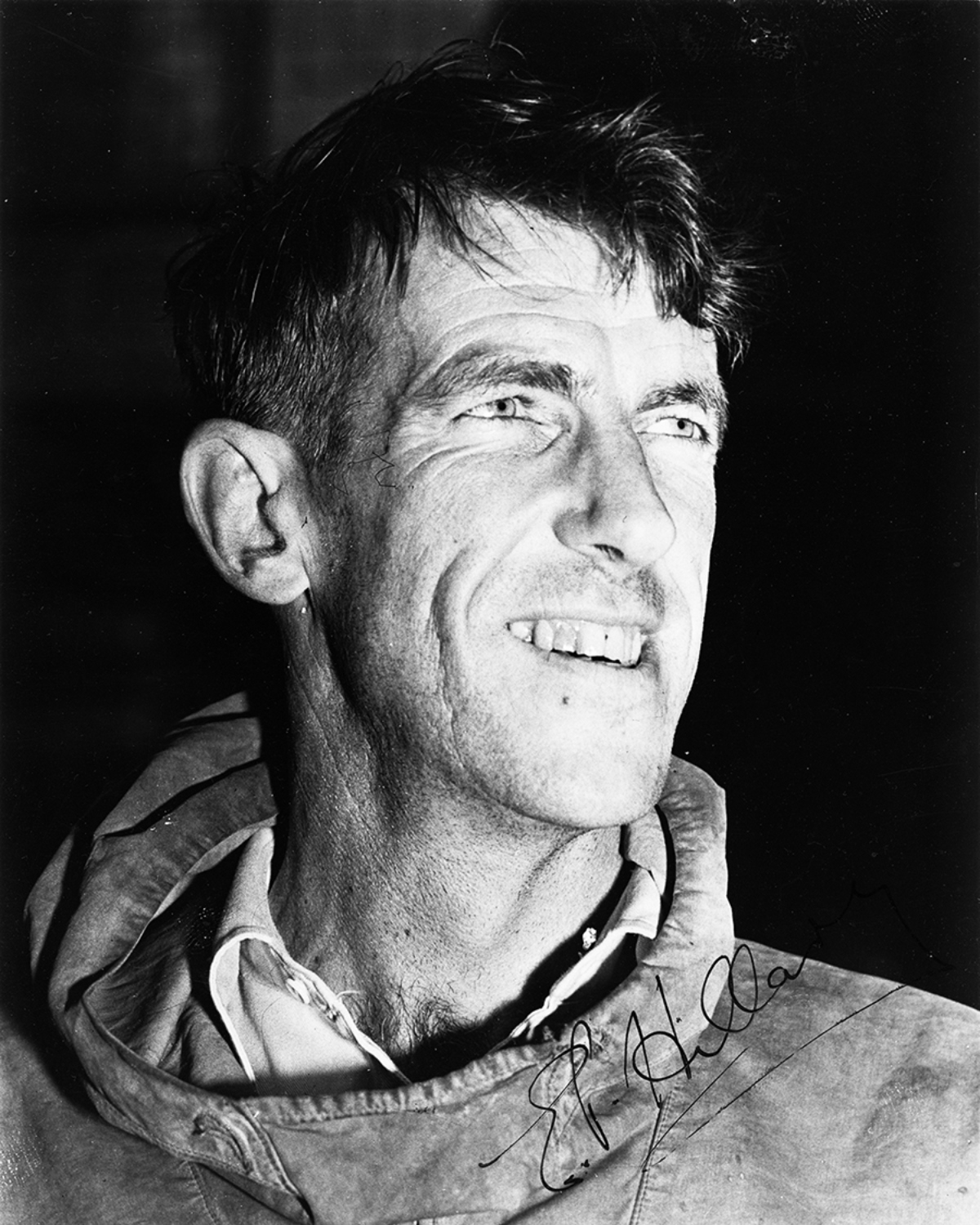 Edmund Hillary: «Στο τέλος δεν είναι το βουνό που κατακτούμε, αλλά ο εαυτός μας»