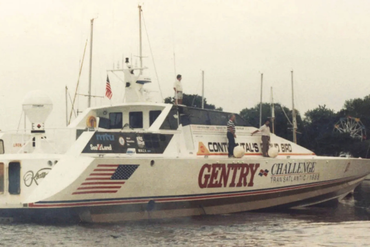 Gnetry Eagle yacht